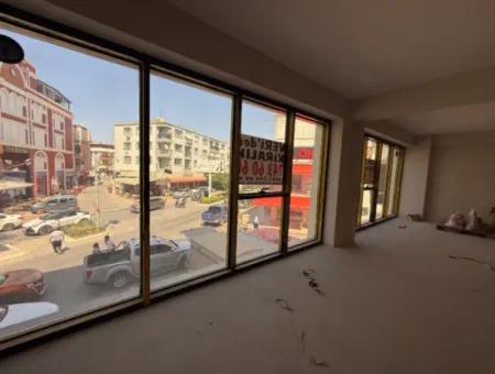 500 M² Duplex Commercial Area In A Prestigious Location In Seferihisar Bazaar Center