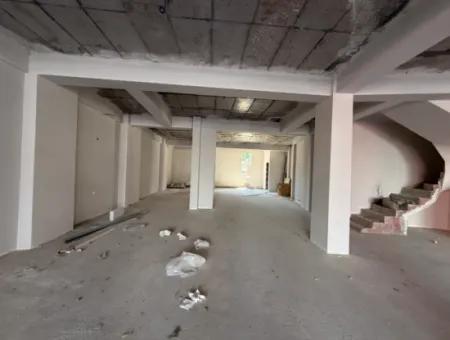 500 M² Duplex Commercial Area In A Prestigious Location In Seferihisar Bazaar Center