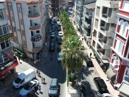 500 M² Duplex Commercial Area In A Prestigious Location In Seferihisar Bazaar Center