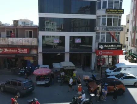 500 M² Duplex Commercial Area In A Prestigious Location In Seferihisar Bazaar Center