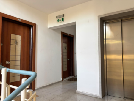 1.Floor 1 1 65M2 Secure Flat For Rent In Karşiyaka High Valley!