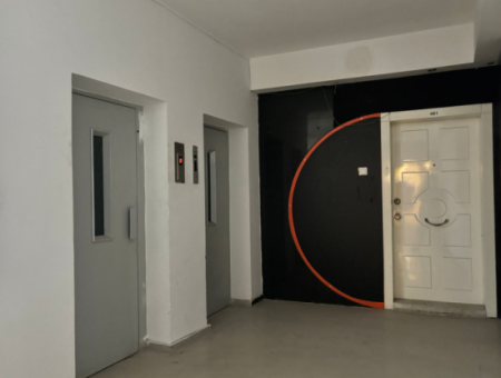 Alsancak Republic Square 4Th Floor Renovated Office/Workplace For Rent