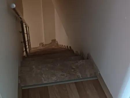 3 1 Large And Spacious Duplex Flats In The City Center In Seferihisar Hidirlik
