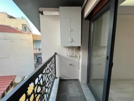 Comfortable And Convenient 2 1 Apartments For Rent In The City Center