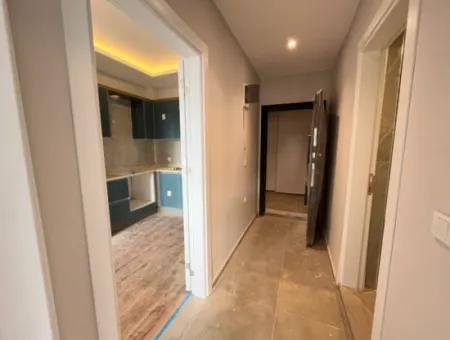 1 1 Flat For Rent In Seferihisar Center