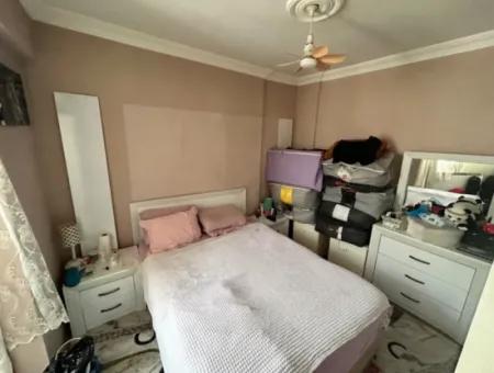 2 1 Flat For Sale Close To Karataş Hospital And Mithatpaşa Street