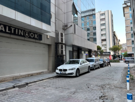 150M2 Well-Maintained Shuttered Shop For Rent In Alsancak Kahramanlar