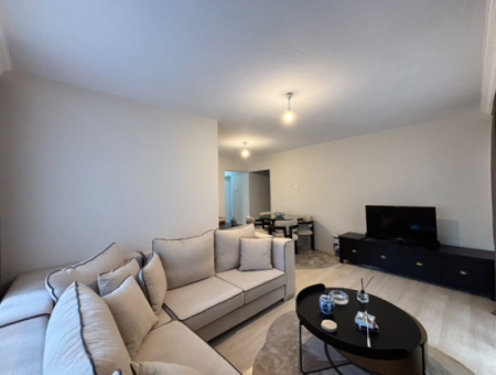 Alsancak Near Dutlu Street 3 1 3Rd Floor Well-Maintained Flat For Sale