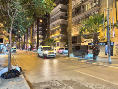 Corner Shop For Rent With Wc And Chimney On Alsancak Talatpaşa Boulevard!