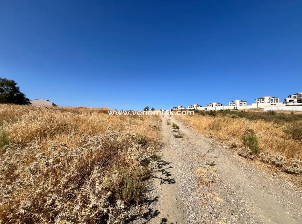 Seferihisar Bahçeşehir Bölgesinde Yatırımlık 1500M² Arsa