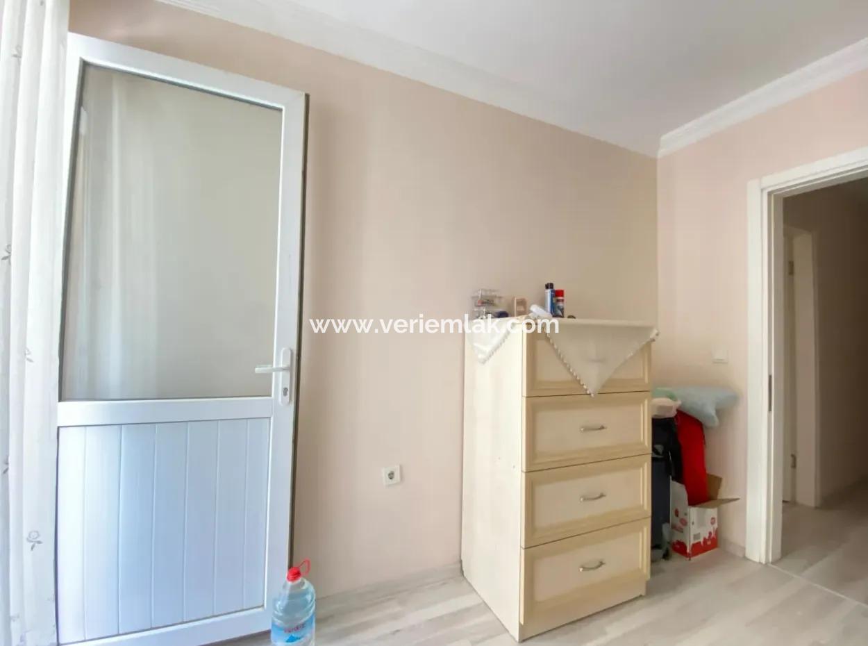 Seferihisar Çarşı Merkezinde, Doğalgazlı Asansörlü Satılık 3+1 Daire