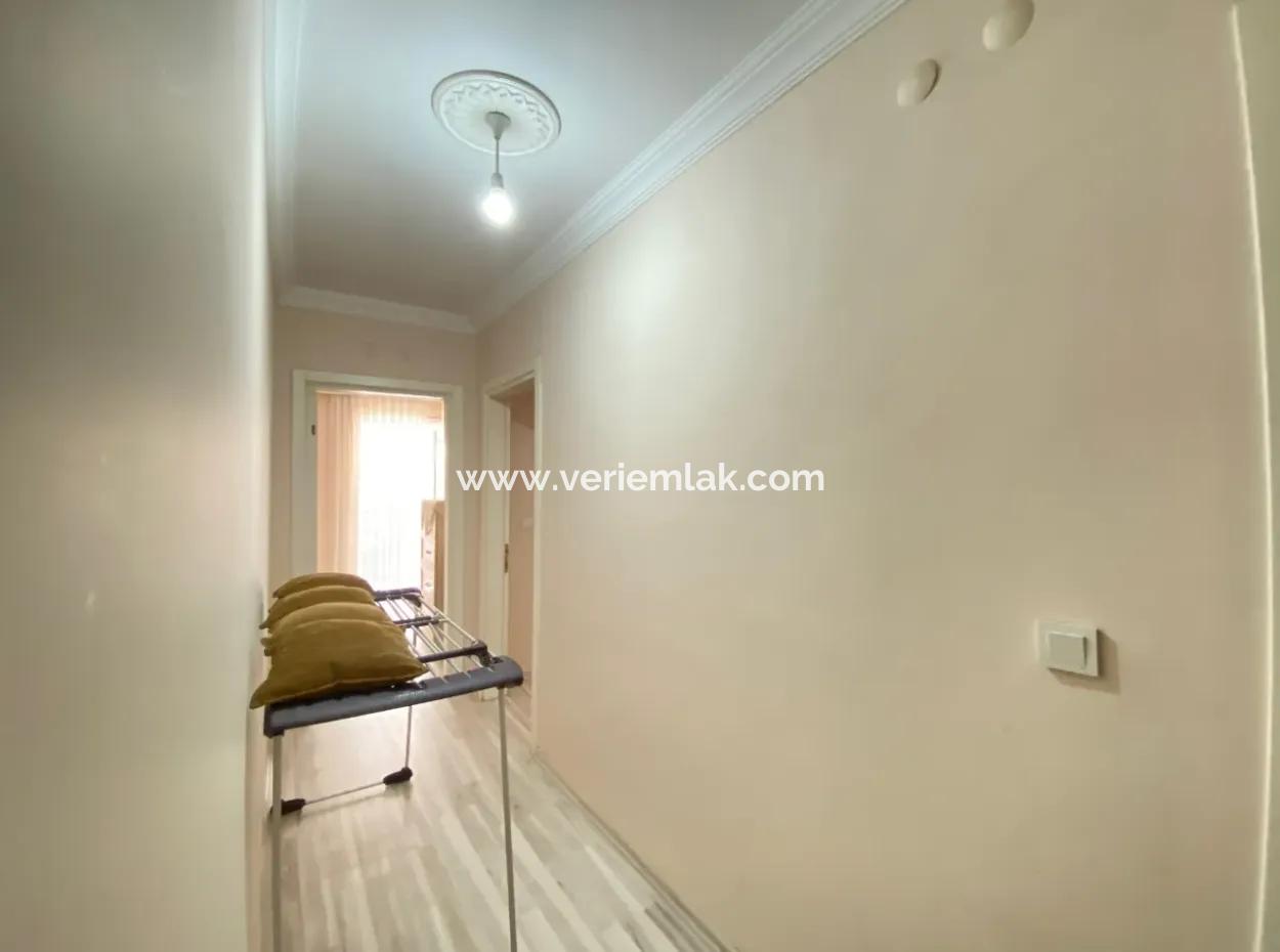 Seferihisar Çarşı Merkezinde, Doğalgazlı Asansörlü Satılık 3+1 Daire