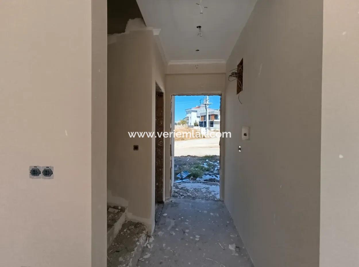 Seferihisar Akarca’da Deniz Manzaralı Prestijli Villalar – Özel Proje!