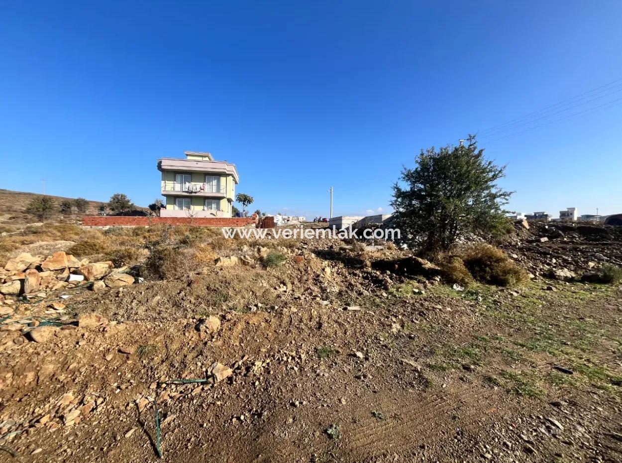 Seferihisar Akarca Hıdırlık Mahallesi’nde, Denize 500 Metre Mesafede Villa İmarlı Arsa!