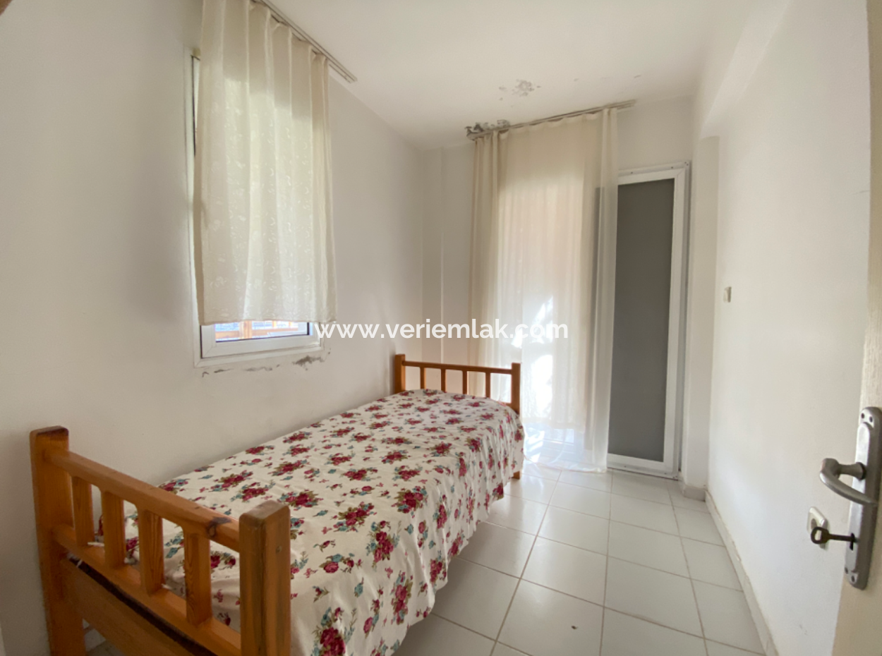 Seferihisar Doğanbey Doğa Sitesinde Yaşama Hazır Satılık 4+1 Villa