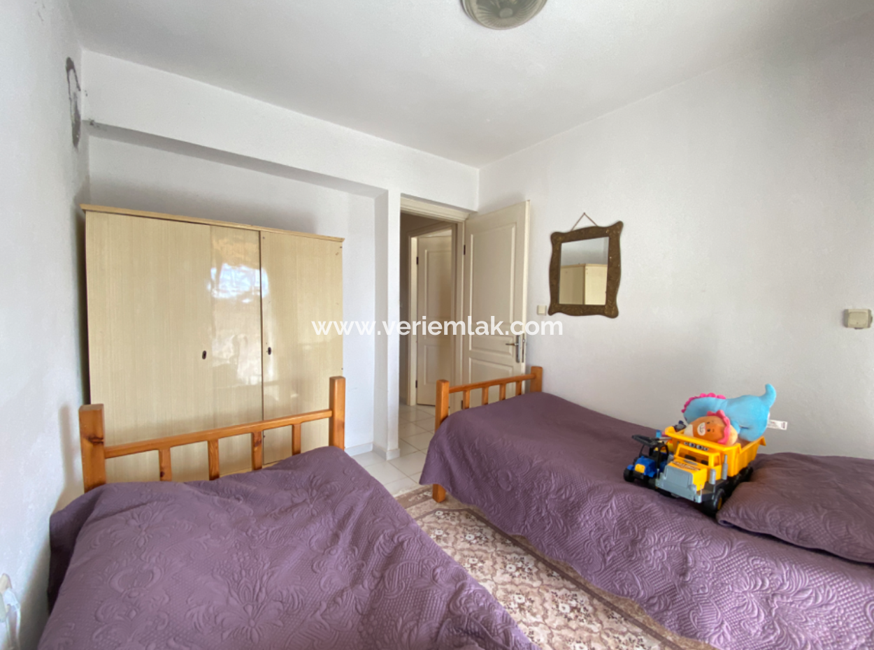 Seferihisar Doğanbey Doğa Sitesinde Yaşama Hazır Satılık 4+1 Villa