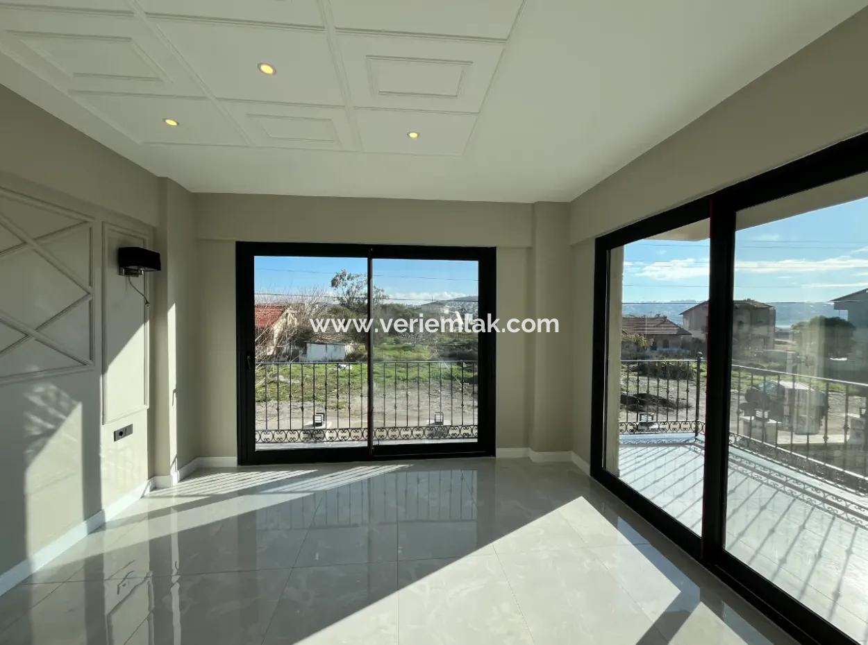 Denize Komşu Taş Villa İle Hayallerinizi Gerçekleştirin