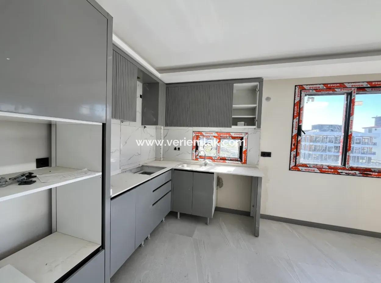 Seferihisar Çolakibrahimbey Mahallesi’nde Lüks Ve Modern 1+1 Daireler!