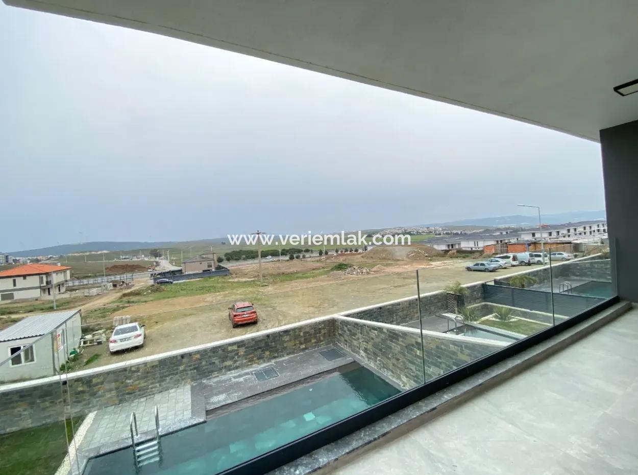 Veri'den Düzce Bahçeşehir'de Müstakil Havuzlu, 5+1 Villalar!