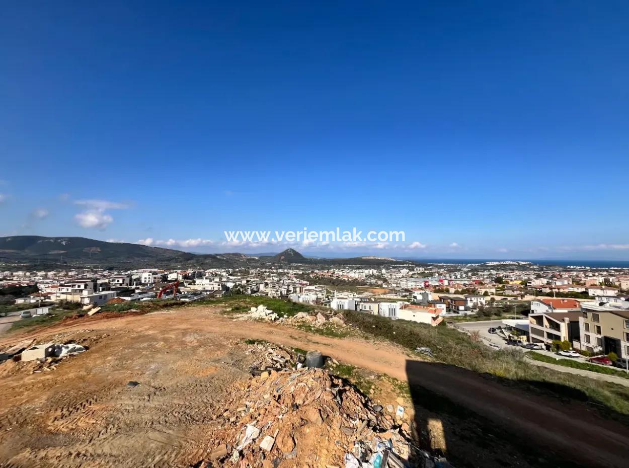 Güzelbahçe Mustafakemal Paşa Mahallesi'nde Panoramik Deniz Manzaralı Emsalsiz Arsa!