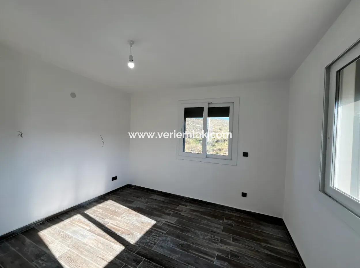 Akarca Orşal Koyu’nda Butik Site İçinde Satılık Müstakil 4+1 Villa