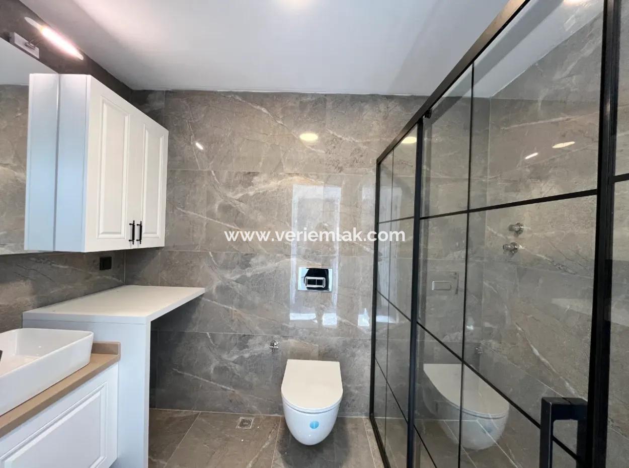 Akarca Orşal Koyu’nda Butik Site İçinde Satılık Müstakil 4+1 Villa