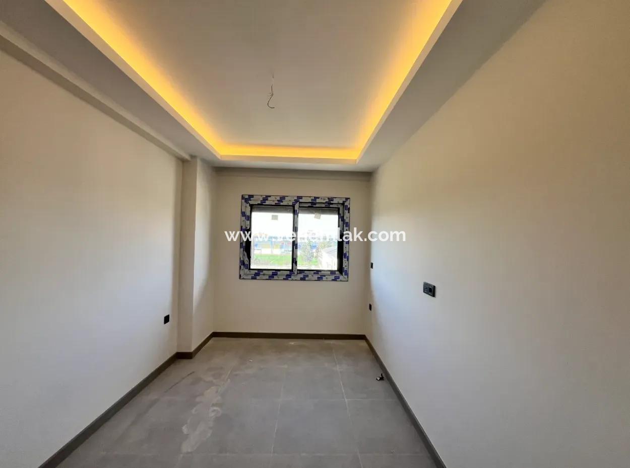 Seferihisar Çolakibrahimbey’de 120 M² Geniş 2+1 Satılık Daire