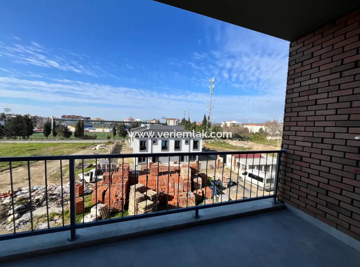 Seferihisar Çolakibrahimbey’de 120 M² Geniş 2+1 Satılık Daire