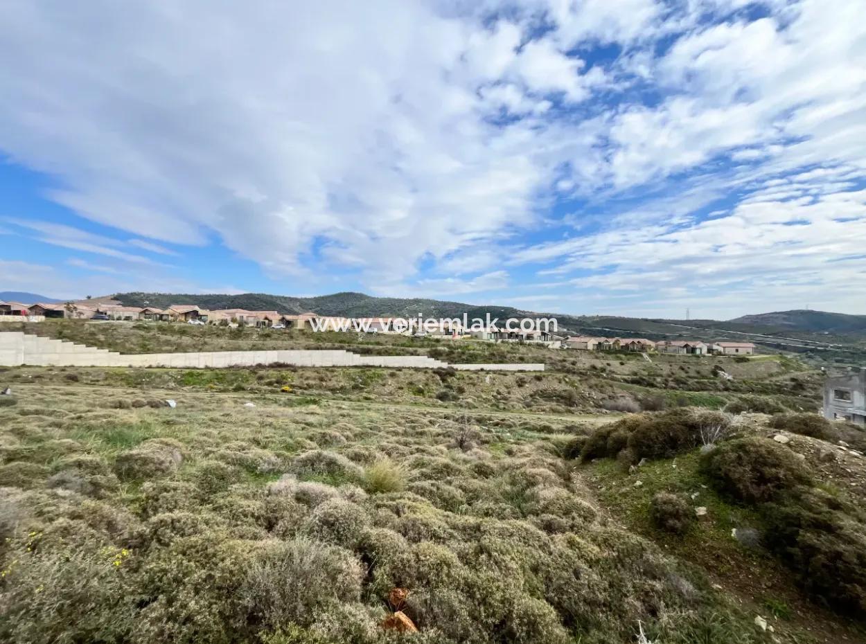 Seferihisar Devlet Hastanesi Yakınında, 300 M² Dubleks İmarlı Satılık Arsa!