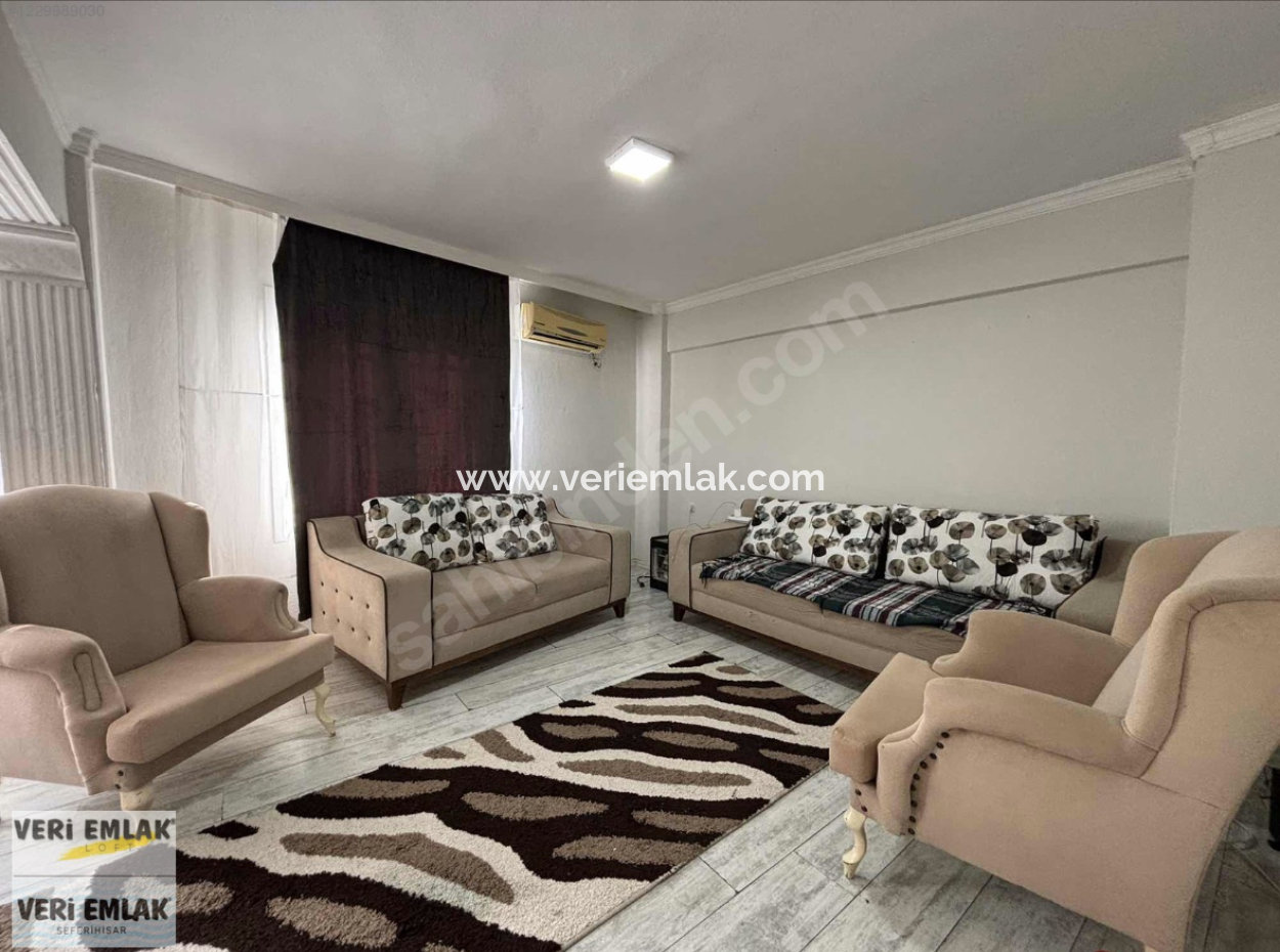 Alsancak   Zeynel Ergin Sokak   2+1 70M2 Tadilatlı Uygun Fiyatlı Satılık Daire!