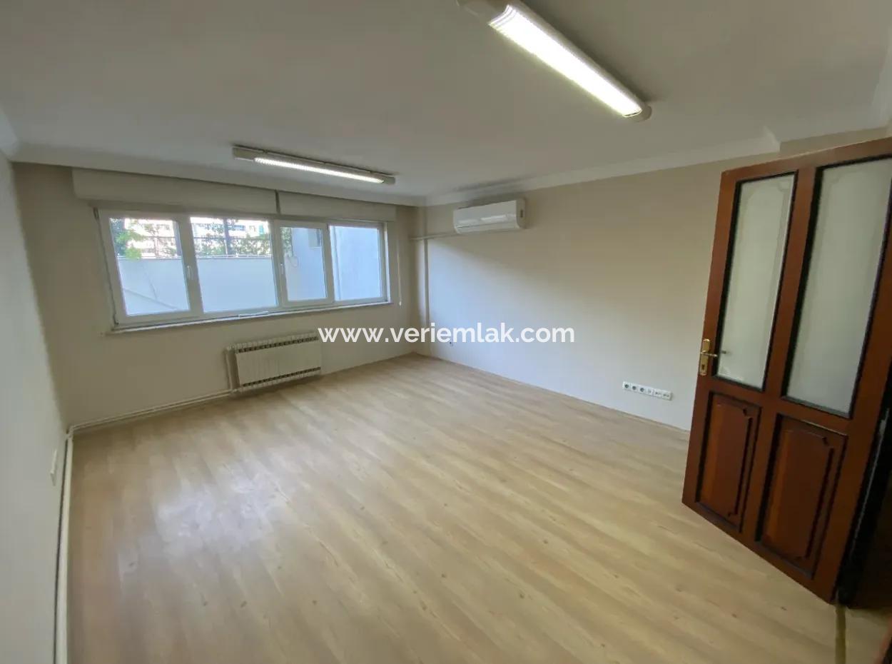 Alsancak Residence Ve Oteller Bölgesinde Satılık Ofis