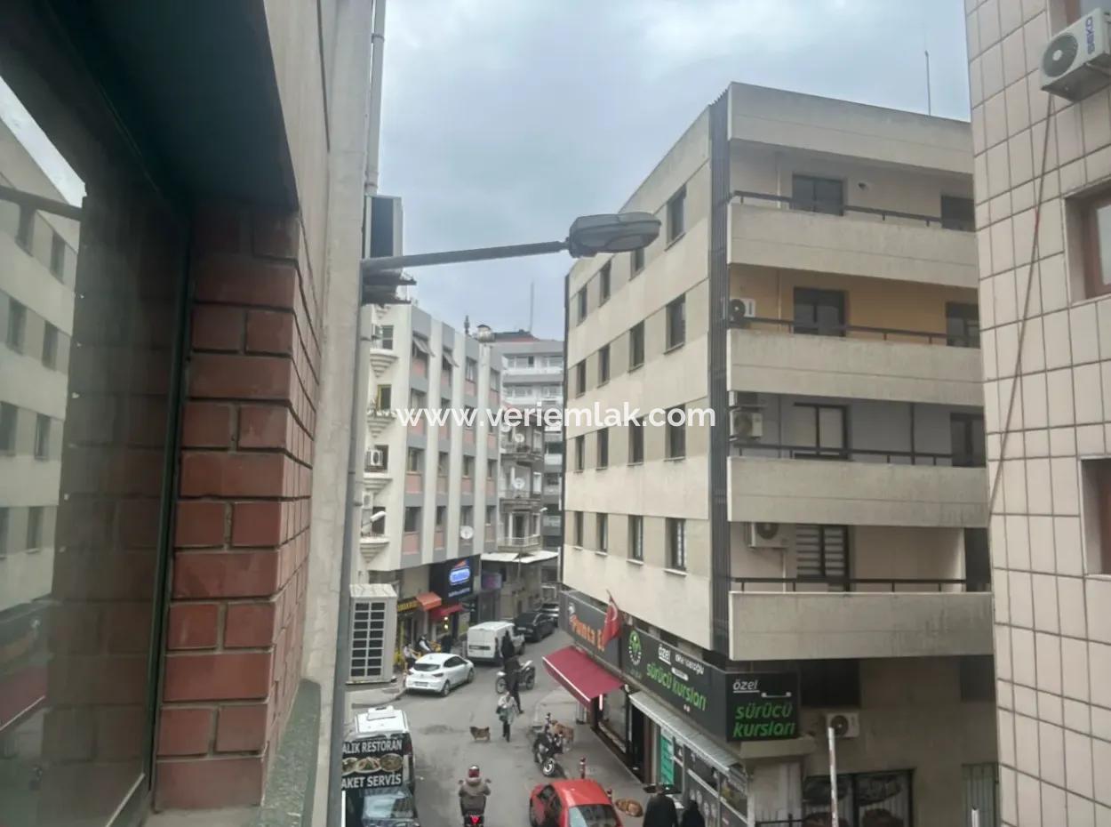Alsancak Talatpaşa Bulvarı'na Yakın, Kaçırılmaz Ofis Fırsatı!
