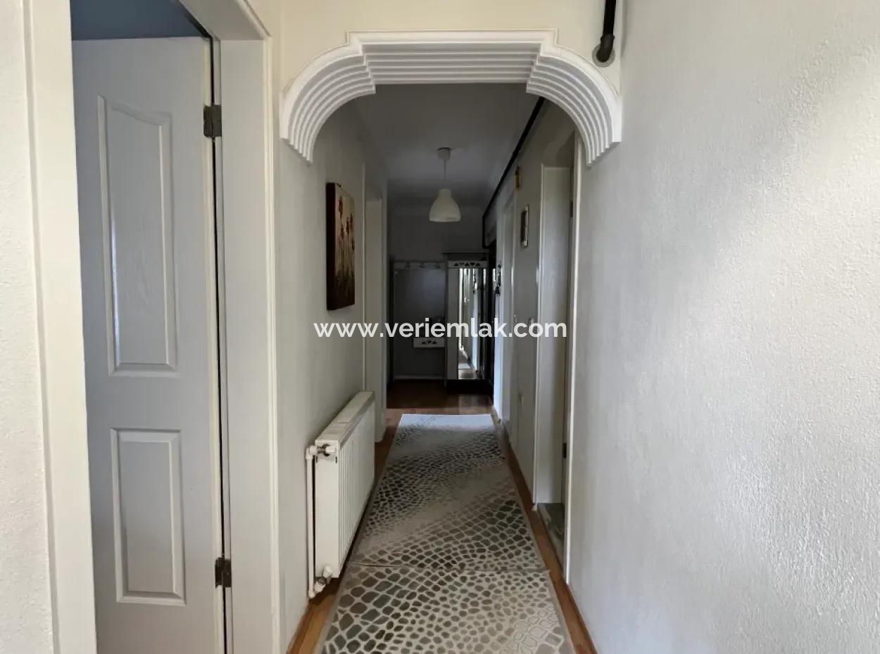 Gözsüzler Caddesi Üzerinde, Mandalina Bahçesi Manzaralı, Geniş Ve Işıl Işıl 3+1 Daire