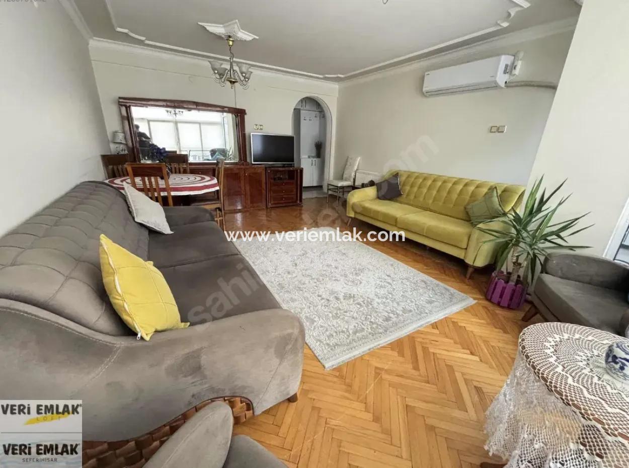 Alsancak Kapalı Spor Salonu Karşısı Kombili Kiralık Eşyalı Daire