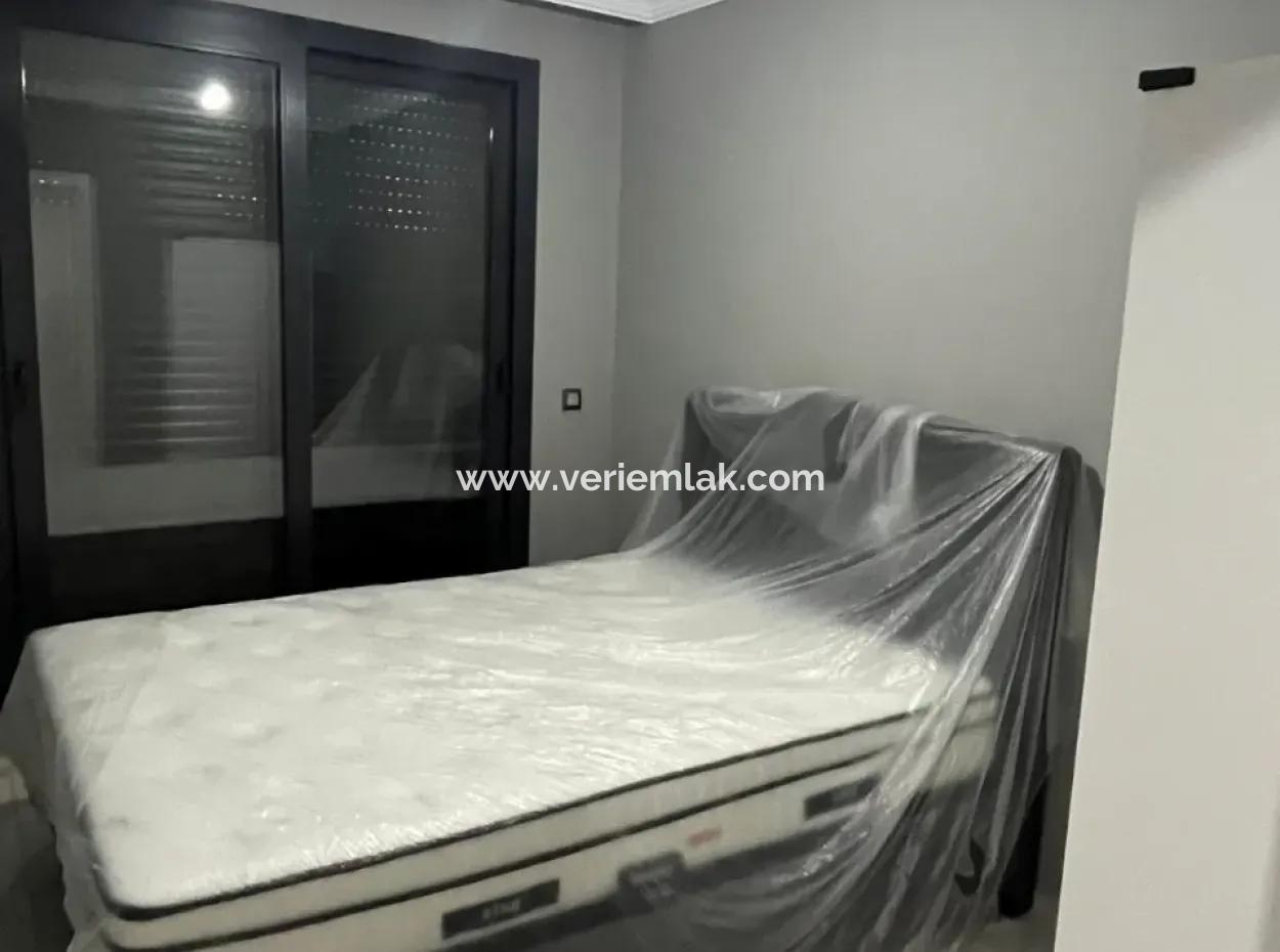 Seferihisar Akarca’da Deniz Ve Doğa Manzaralı Satılık Dubleks Villa