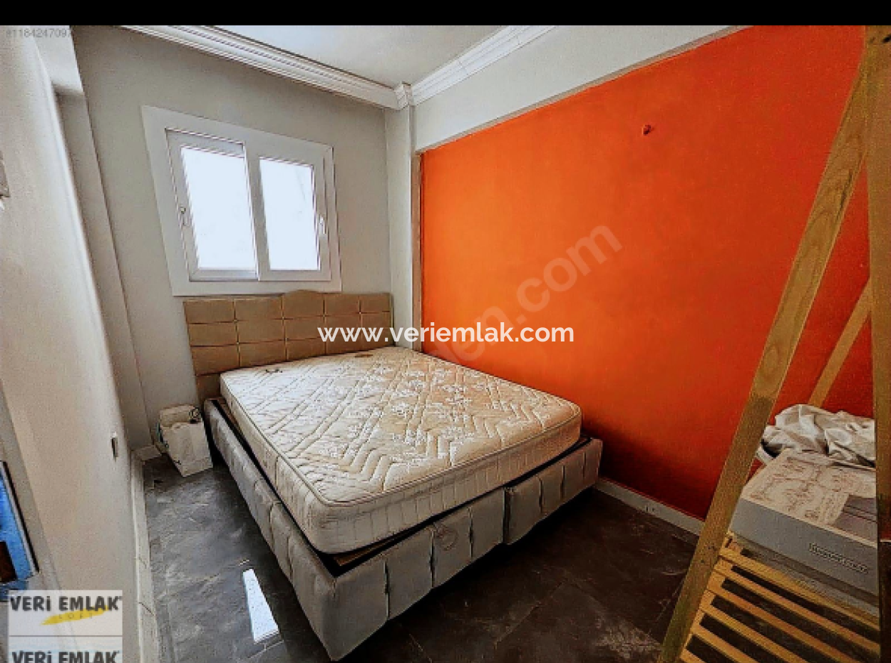 Alsancak   Kıbrıs Şehitleri Yakını   Gevrekçi Zeynelin Sokağında 2+1 Satılık Mobilyalı Daire!