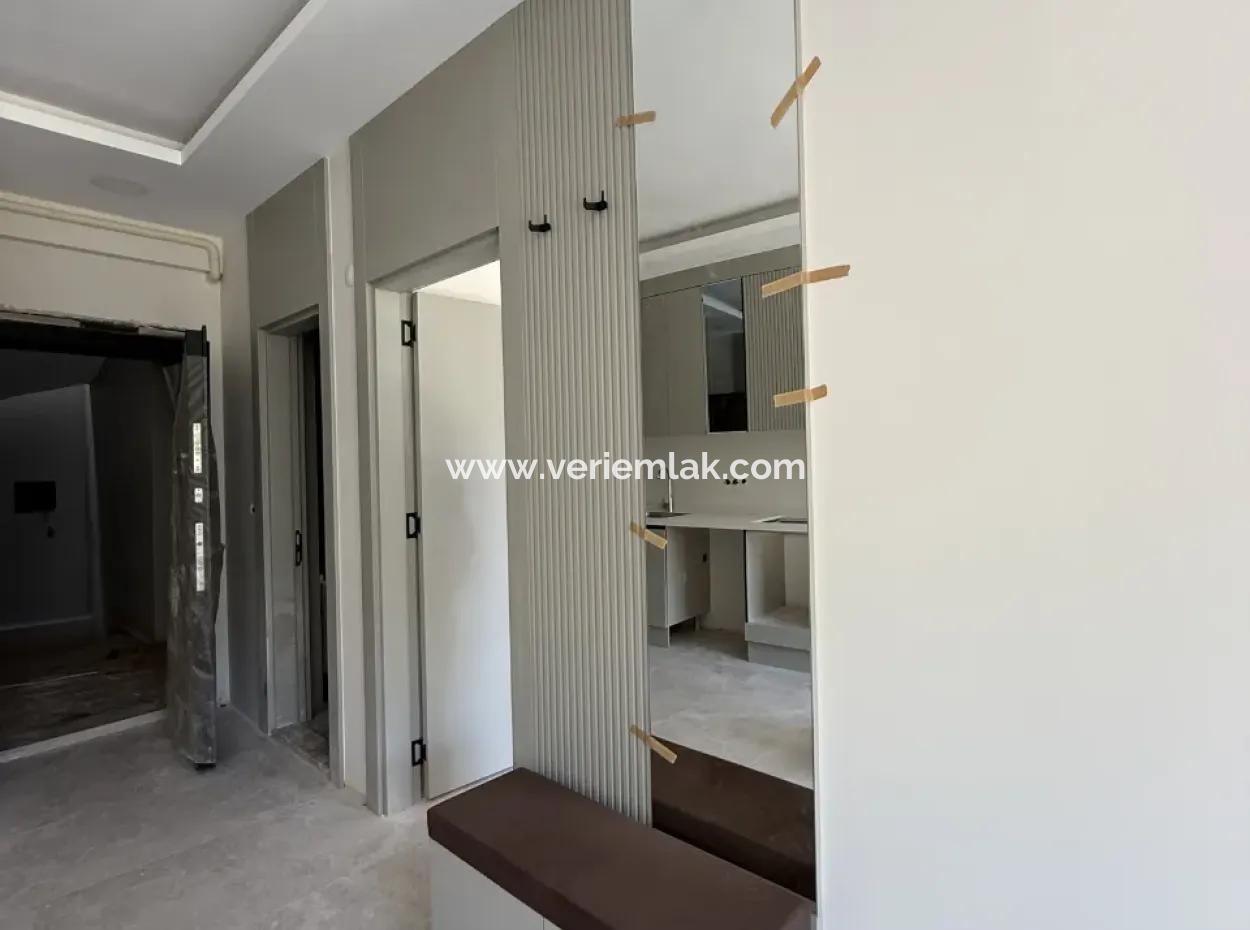 Seferihisar Çolakibrahimbey’de Yatırımlık Ve Masrafsız 1+1 – Bölgenin En Kalitelisi!