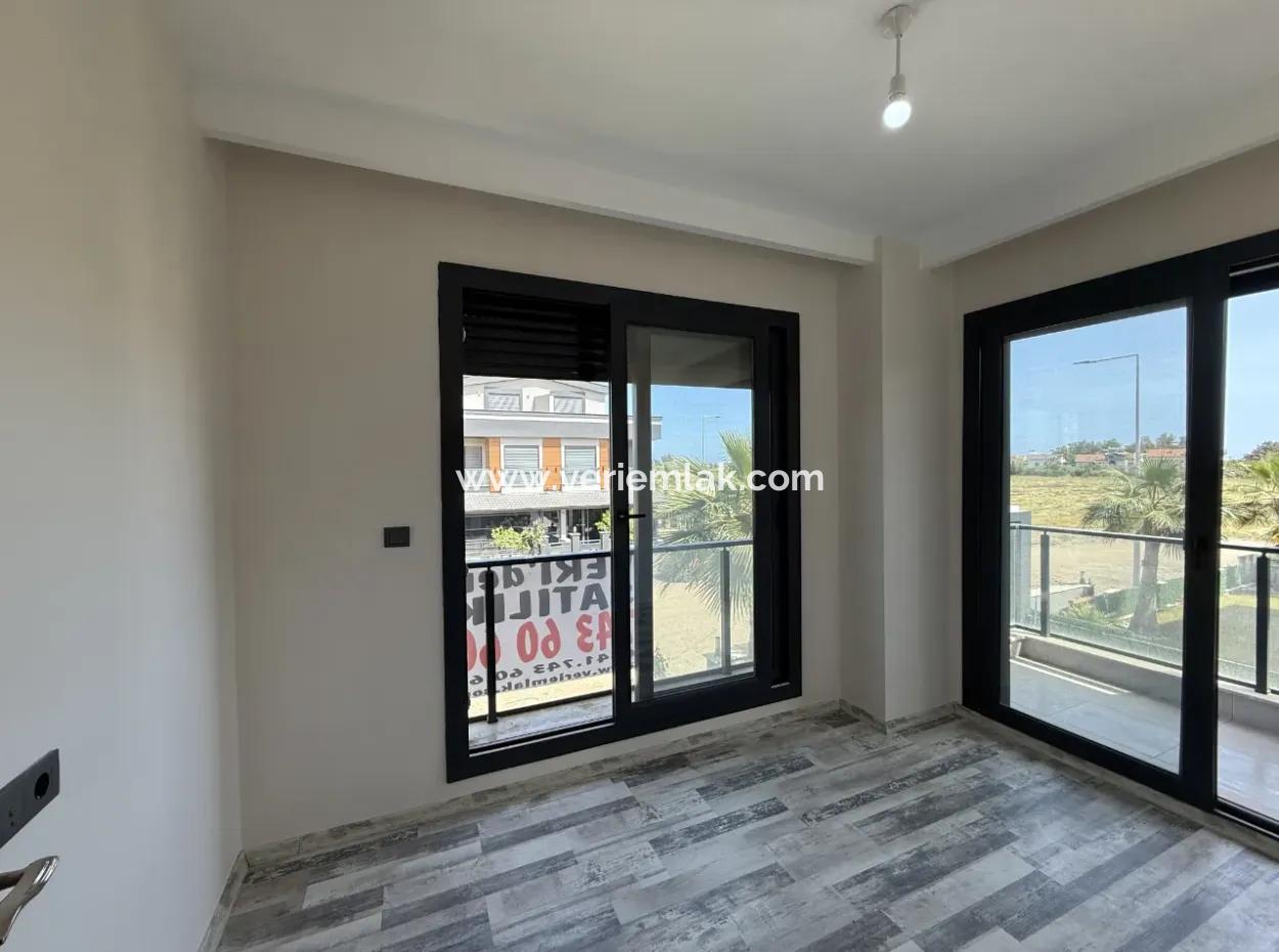 Doğanbey’de Havuzlu, Bahçeli Ve Geniş Kullanımlı 3+1 Villa