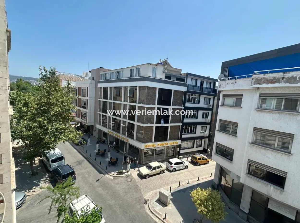 Kahramanlar'da 1+1 50 M2 Balkonlu Kiralık Daire