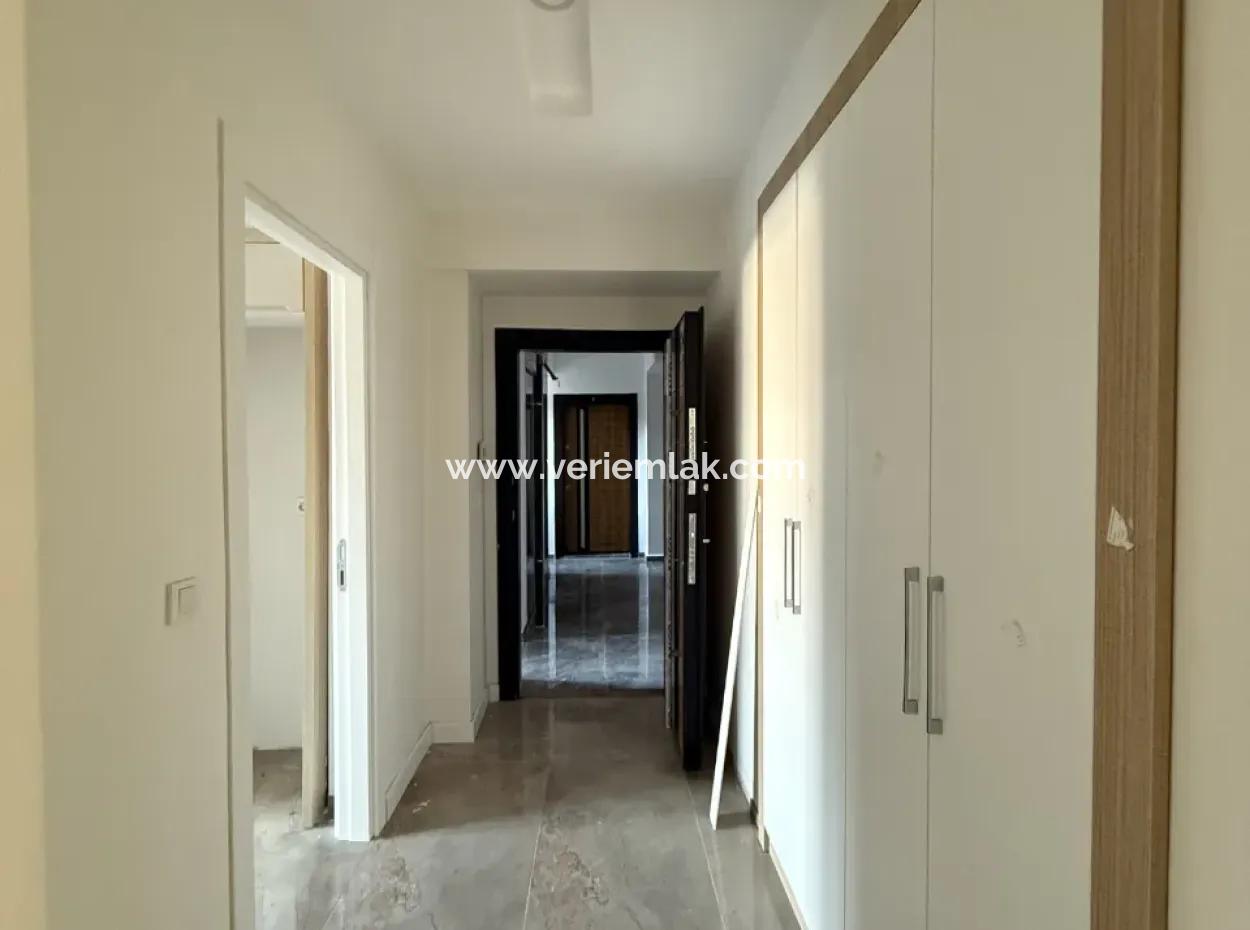 Seferihisar Hıdırlık’ta, Flora Garden Sitesi'nde Yepyeni Bir Yaşam Başlıyor