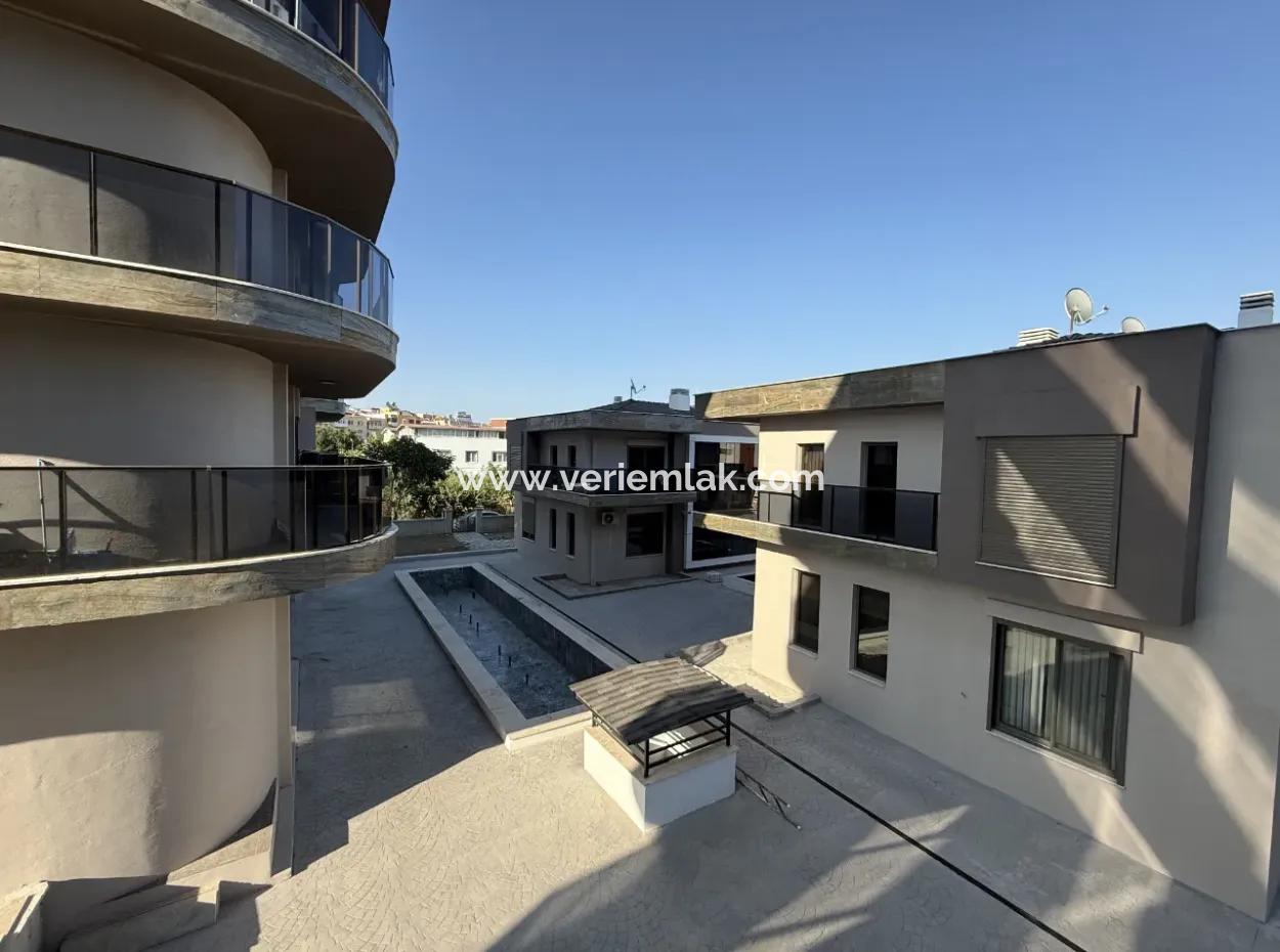 Seferihisar Hıdırlık’ta, Flora Garden Sitesi'nde Yepyeni Bir Yaşam Başlıyor