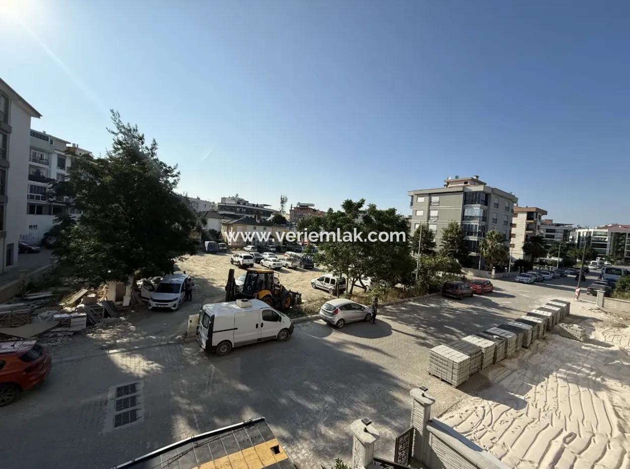 Seferihisar Hıdırlık’ta, Flora Garden Sitesi'nde Yepyeni Bir Yaşam Başlıyor