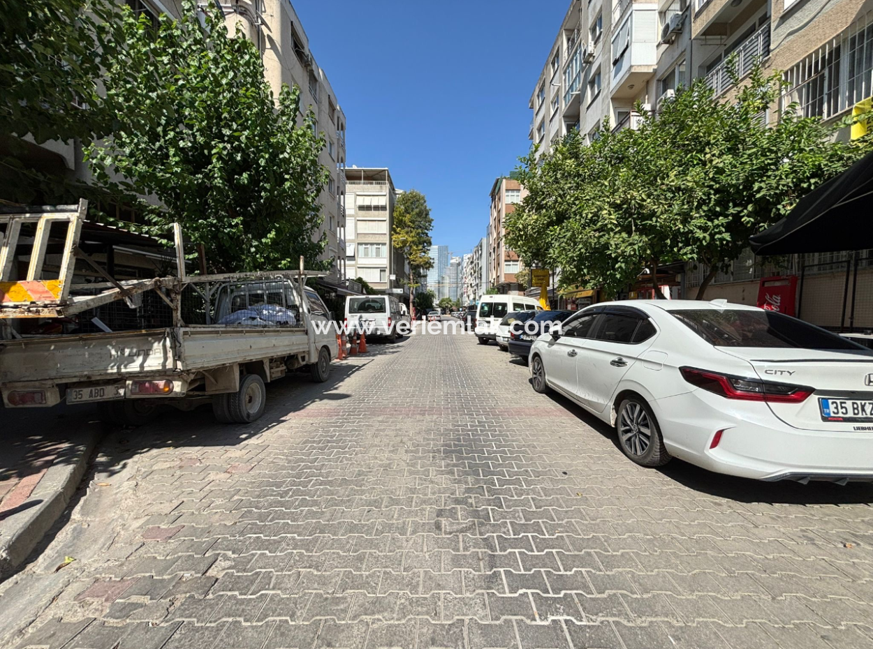 Alsancak Gazi Hastanesi Yakını 12M2 3M Cepheli Dükkan
