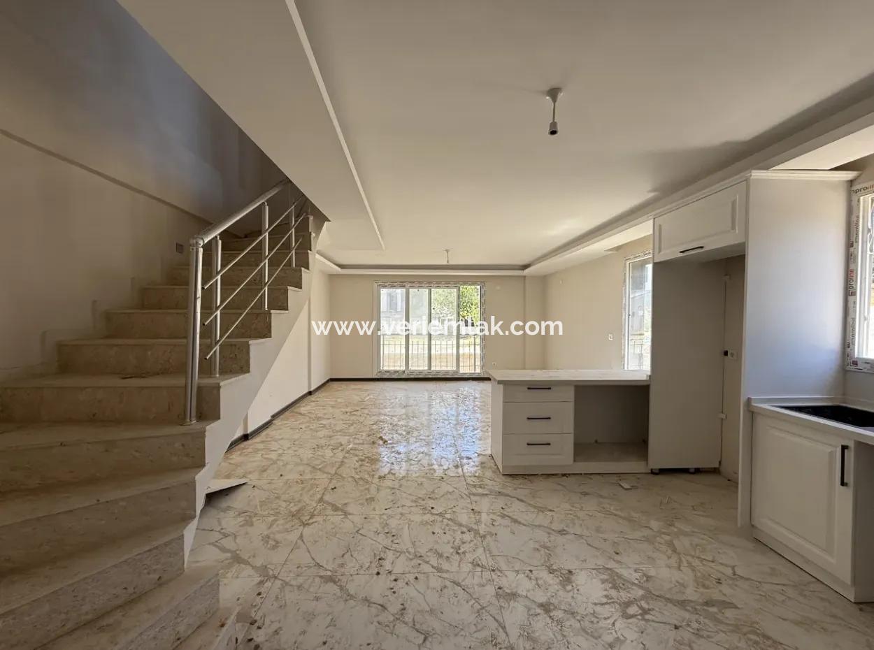 Seferihisar Camikebir’de Doğanın Kalbinde, Konforlu Ve Yatırımlık Villa