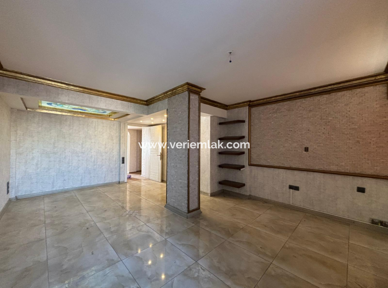 Alsancak  Kordonda 5.Kat 2+1 160M2 Çift Tapulu Kiralık Daire