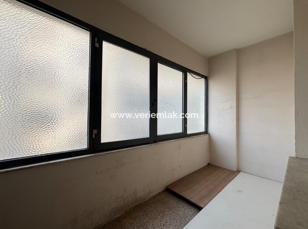 Alsancak Swiss Otel Yakını 3+1 170M2 3.Kat Kiralık İşyeri /Ofis