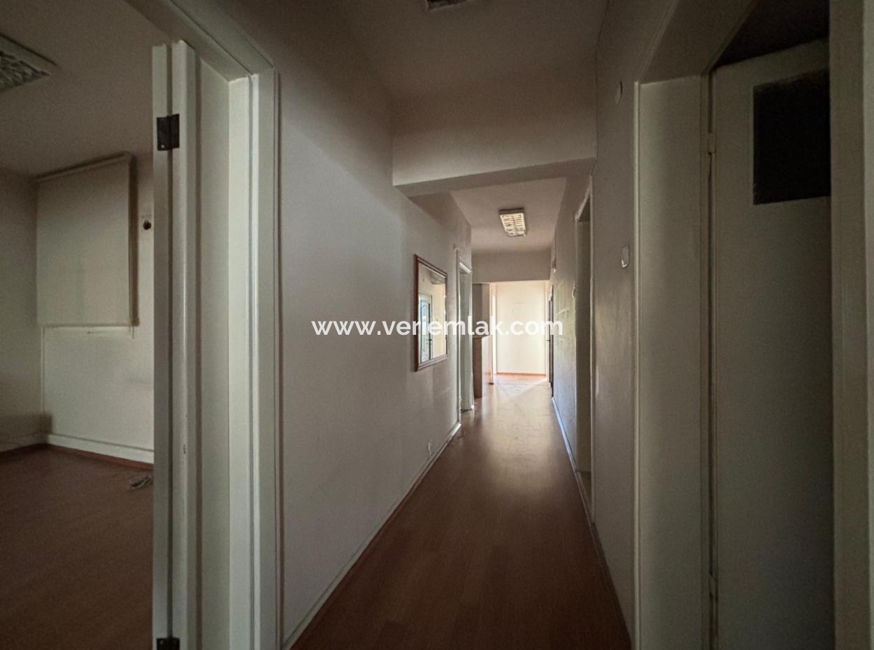 Alsancak Swiss Otel Yakını 3+1 170M2 3.Kat Kiralık İşyeri /Ofis