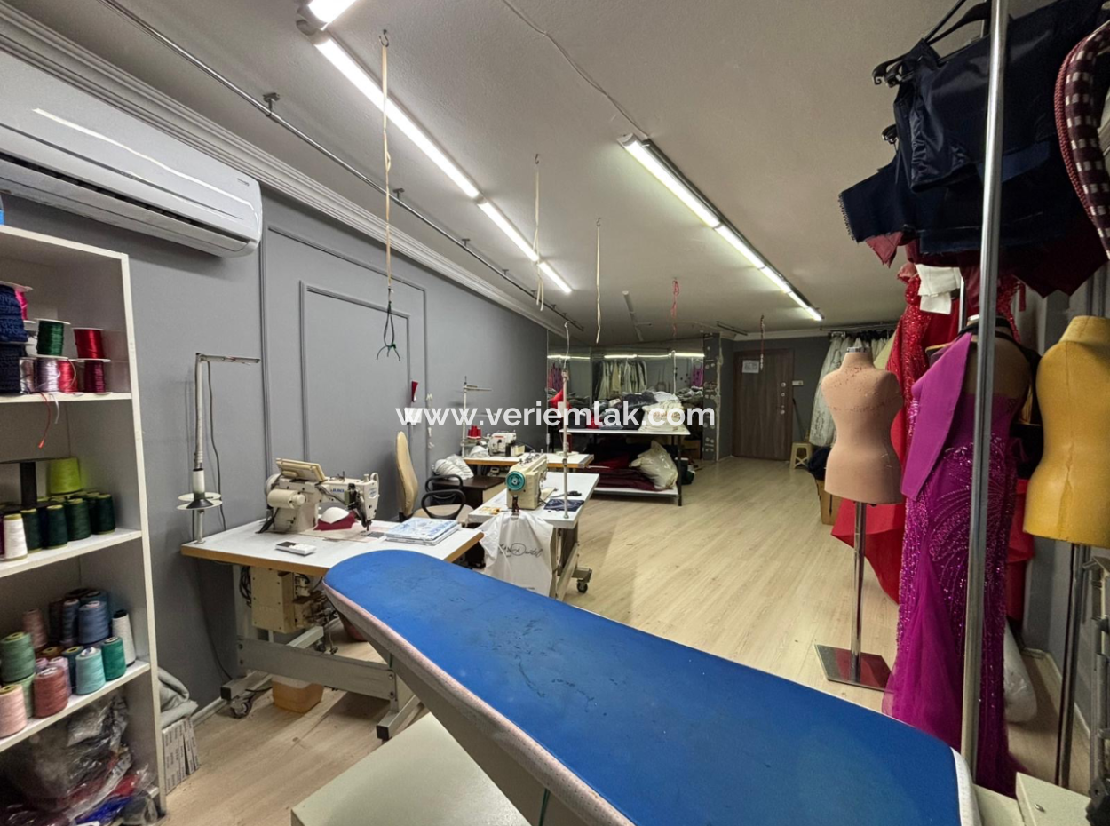 Konak  Belediye Binası Yakını 40M2 Stüdyo Kiralık İşyeri /Ofis!