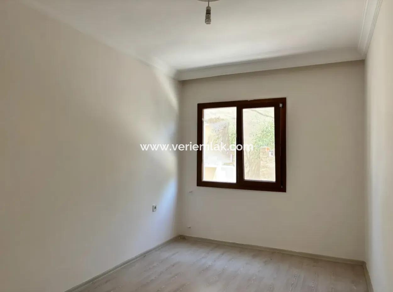 Seferihisar Çolakibrahim Bey Mahallesinde Yüksek Giriş 3+1 Satılık Ferah Daire