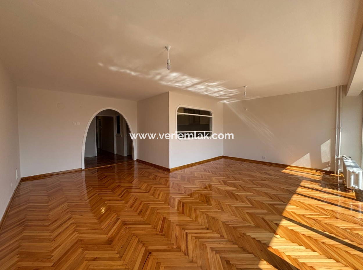 Alsancak Kahramanlar  Fuar Manzaralı 3+1 Masrafsız Kiralık Daire!